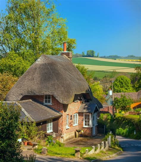 18 Gorgeous English Thatched Cottages Britain And Britishness