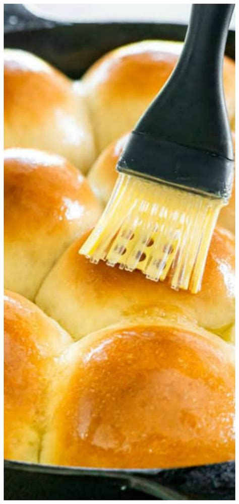 quick yeast dinner rolls ~ they re soft pillowy and delicious in 2020 dinner rolls no yeast