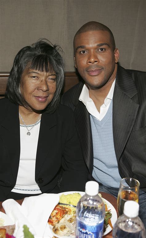 Tyler Perry S Mom Willie Maxine Was Wisdom Behind His Notorious Character Madea After