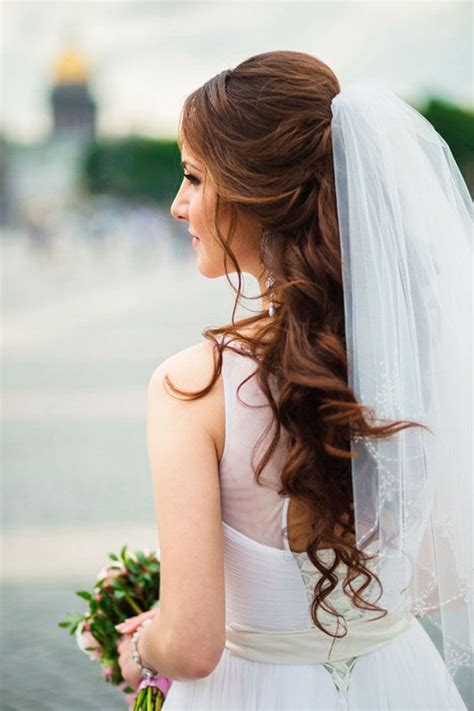 Bridal Hairstyles Side Ponytail With Veil