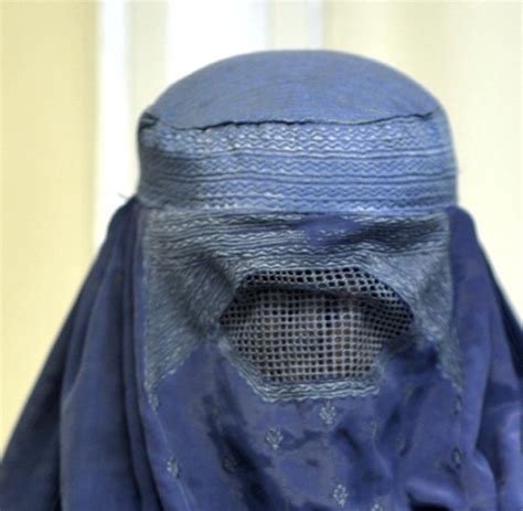 Globalnews.ca your source for the latest news on burka. Verschleierung: Frankfurt macht mobil gegen Burka im ...