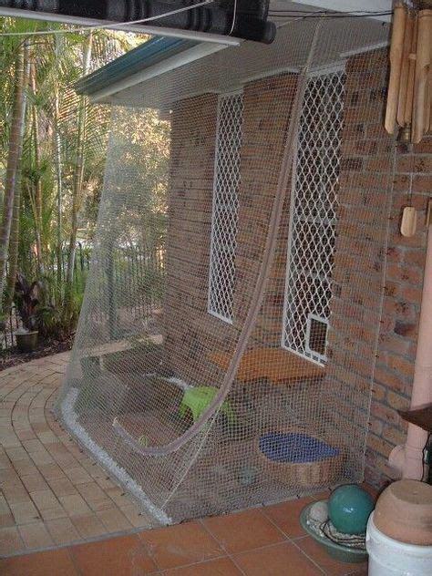 Whether you're in a small apartment with limited outdoor space or just want your cat to be able to enjoy the outdoors without fear of cars or coyotes, this post is for you. Pin by Katrina Brinkman on Cats | Cat fence, Diy cat ...
