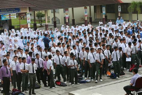 Melalui makluman awal jadual dan takwin cuti sekolah 2019 kpm ini banyak membantu pengurusan dan perancangan pihak ibu bapa, guru dan sekolah untuk membuat persediaan. KPM Keluar Takwim Penggal Dan Cuti Persekolahan 2021 ...