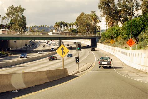 5 Best Practices For Safe Freeway Driving Valley Driving School