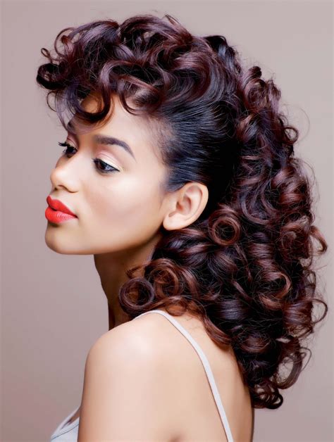 Here Is A Crash Course On Perfecting A Curly Set On Natural Hair Using