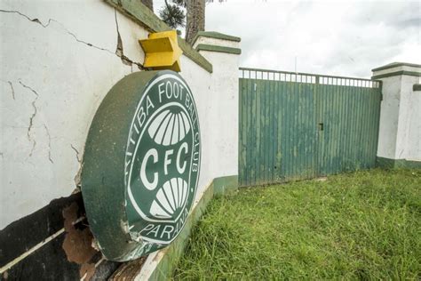 Coritiba faz nova proposta ao juventude para contratar gustavo bochecha. Novo CT do Coritiba está abandonado | Futebol | Tribuna PR ...