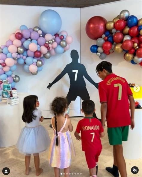 Cristiano Ronaldo Celebra El Quinto Cumpleaños De Sus Mellizos En La