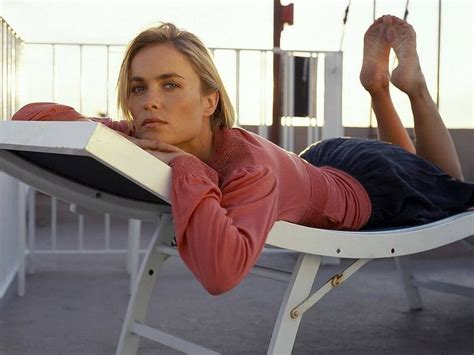 Desktop Wallpaper Radha Mitchell Actress Feet Nude Onlyfans Leaked Photo 181382 Xpicsly