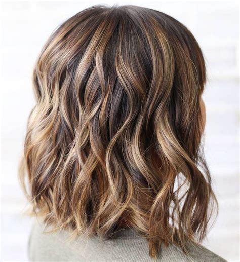 Short brown hairstyles are a good base for sweet, cute, sassy and creative looks. Brown Hair with Highlights: Looks and Ideas Trending in December 2019