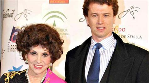 Finalmente contrajeron matrimonio el 29 de noviembre de 2010 en la iglesia de. Javier Rigau, chi è l'ex di Gina Lollobrigida? Tra amore e ...