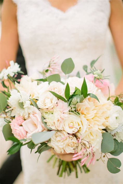 $60 for 20 stems | colors: Blush, Ivory & Green Bouquet http ...