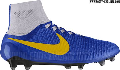 Beeindrucke beim fußballtraining mit paul pogba fußballschuhen von adidas. Paul Pogba Zeigt Individuellen Blauen Nike Magista Obra ...