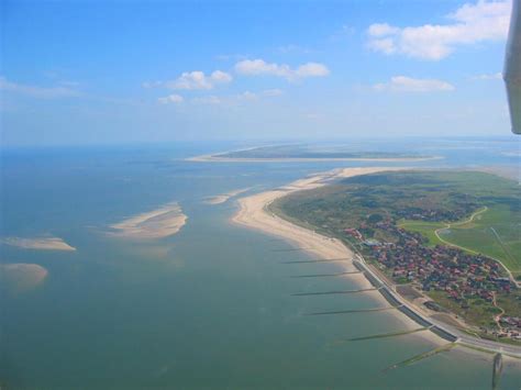 You can use the special requests box when booking, or contact the property directly with the contact details provided in your confirmation. Sonnenblick Ferienwohnungen - Insel Baltrum