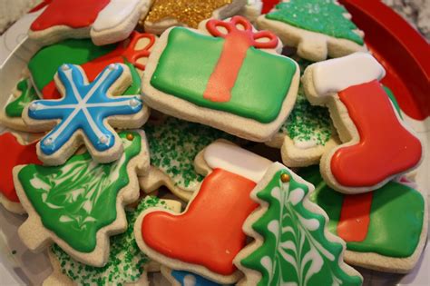 Sugar free oatmeal cookies are sure going to make a great impression. Gluten Free Sugar Cookies with Royal Icing - Kimberly's ...