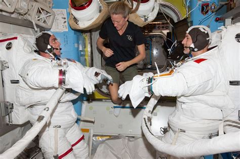 Astronauts To Spacewalk Outside Space Station Today Watch It Live Space