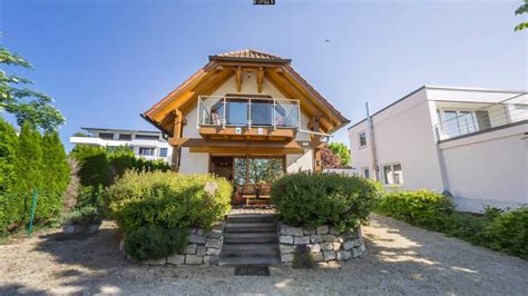 Darüber hinaus weist dieses apartment auch parkmöglichkeiten auf. Ferienhaus am Bodensee - eigener Seezugang