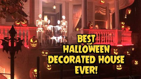 10 Most Halloween Decorated House
