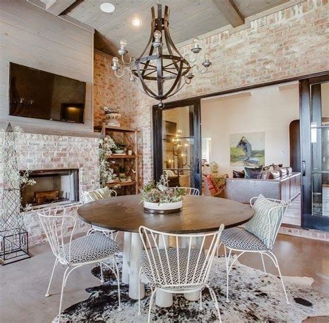 Use our helpful tips and tricks to give your home a country look that's anything but expected. Love everything about this look! Rustic glam-- i'm all ...