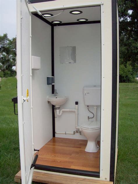 Pin By Hender Alvarez On Shipping Container Homes Pjt Toilets For