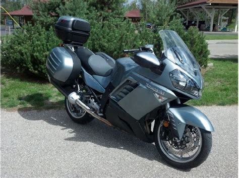 Its unique blend of speed, civility and value are a great elixir for those who enjoy a bit of adrenaline on a long tour. Buy 2008 Kawasaki Concours 14 on 2040motos