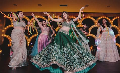 Update More Than 61 Pakistani Mehndi Dance Songs Latest Vn