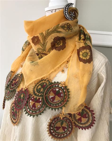 alexander mcqueen scarf sultan accessories instagram dresses fashion vestidos moda