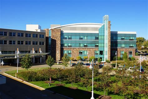 Spectrum Health Lakeland Ranked 13th Best in MI by U.S. News | Moody on