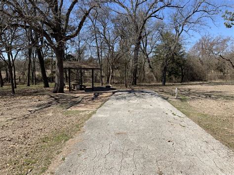 The maximum depth is 49 feet. Site 33, Oak (Navarro Mills Lake) - Recreation.gov