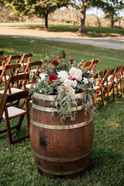 Rustic Southern Red Themed Wedding Rustic Wedding Chic Rustic Red