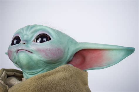 The Child Baby Yoda Life Size Figure By Sideshow Collectibles