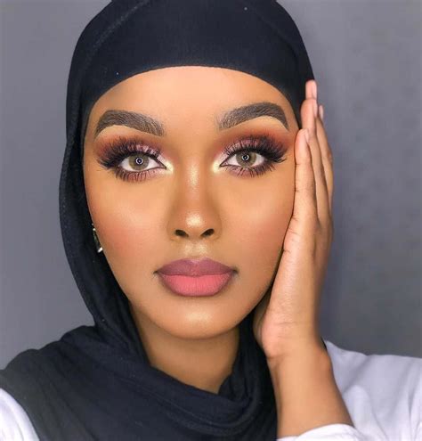 Trending Fall Makeup Looks 2021 Black Beauty Bombshells