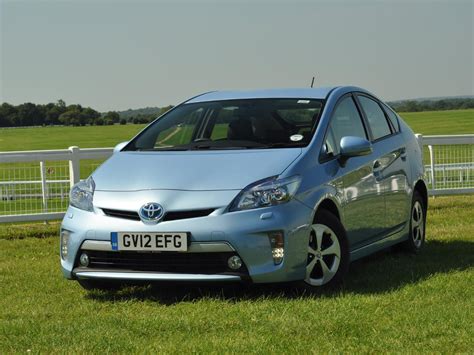 Android auto™ brings your favorite smartphone apps into one place, making it easier for drivers to access their favorite navigation, media and communication apps on the road. Toyota Prius Plug-in (2012 - ) review | Auto Trader UK