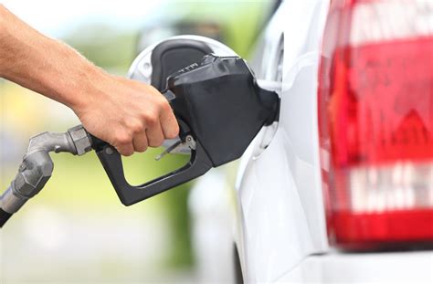 Abaixo, veja no gráfico o crescimento do valor médio dos combustíveis Petrobras anuncia novo aumento da gasolina - Nacional ...