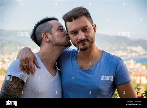 Omosexual couple fotografías e imágenes de alta resolución Alamy