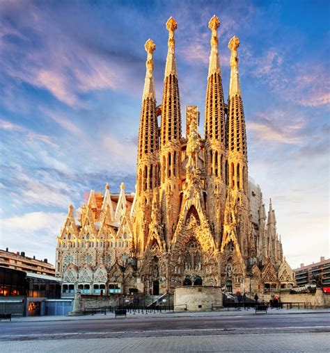 Barcelona - město, které vás dojme i okouzlí - Život na cestách