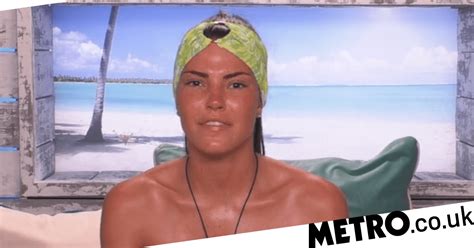 Love Island Rebecca Gormley Wears Bikini As A Headband Metro News