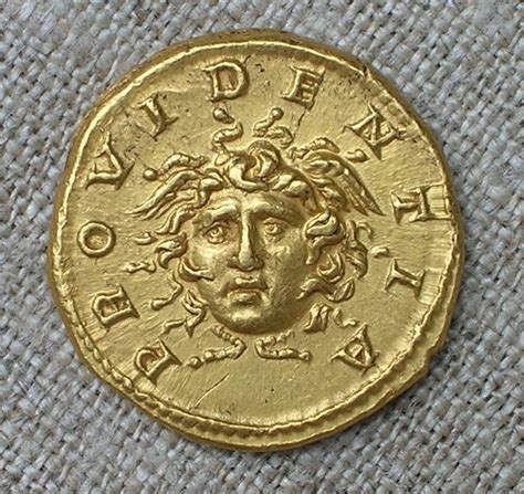 Roma Invicta Coin Holosercrew