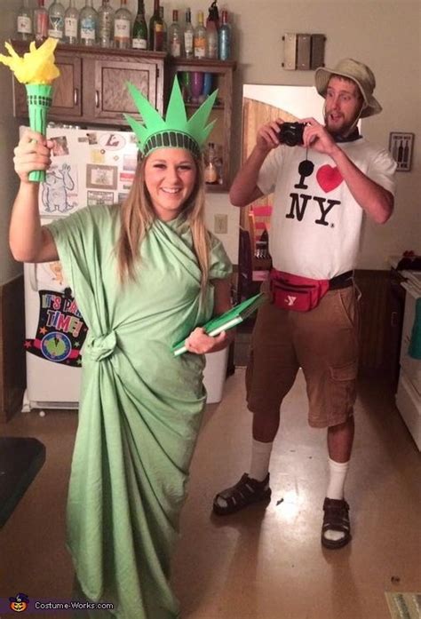 Nyc Tourist And Statue Of Liberty Halloween Costume Contest At Costume