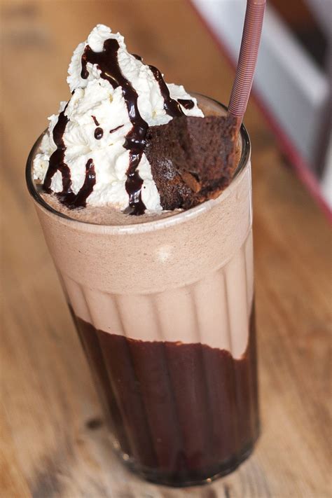 Chocolate Milkshakes Desserts Yummy Food Milkshake Recipes