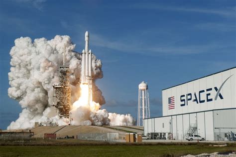 Spacex Falcon Heavy Nears Second Launch With Arabsat On Board