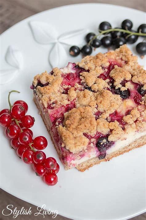Veröffentlicht september 5, 2019juli 12, 2020. Quark-Streuselkuchen mit Johannisbeeren und weißer ...