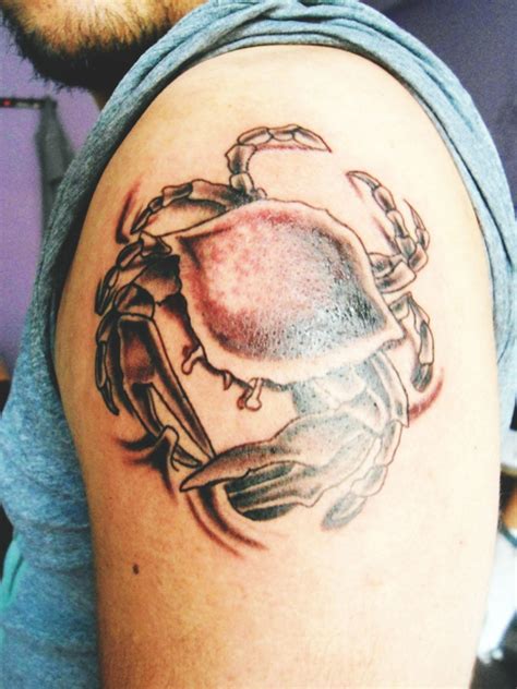 4.4 cancer the crab tattoos. Awesome Cancer Zodiac Tattoos For Men - Best Tattoo Ideas