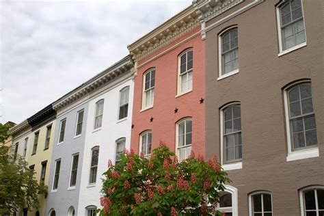 When is a tenant responsible for pest control? Tenants' Rights: Is My Landlord Responsible for Bed Bugs?