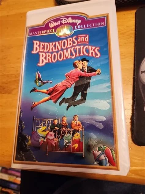 Walt Disney S Masterpiece Collection Bedknobs And Broomsticks Vhs