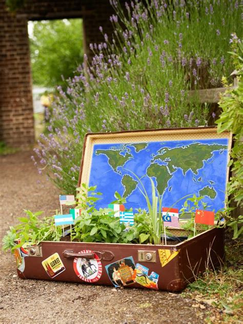 13 Diy Clever Ways How To Re Purpose Old Vintage Suitcase Fantastic