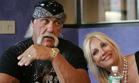 Hulk Hogan S Ex Wife Linda Scores 70 Of Wwe Star S Assets After Divorce Wrestle Daily Mail Online