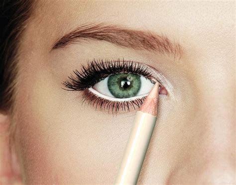 6 Tips To Make Your Eyes Look Bigger Step To Health