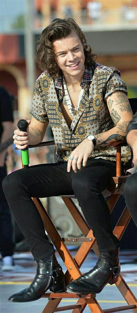 See more ideas about harry styles, harry styles chelsea boots, harry. Pin by Gisselle on MArs | Harry styles boots, Saint ...
