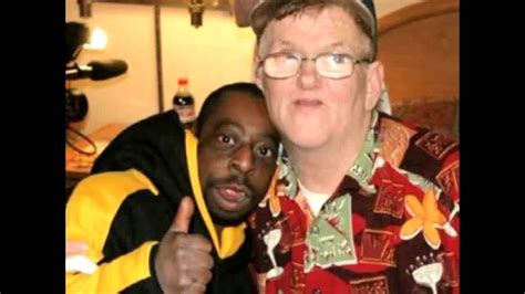 Check out this biography to know more about his childhood, family life one of stern's best guests, beetlejuice sang the original song 'this is beetle' on the show in late 2004 and was awarded his own talk show by the. BEETLEJUICE V. GARY FIGHT!!! COPS CALLED - YouTube