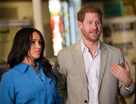 Después de mes y medio en canadá. Moradores de Sussex fazem petição contra Meghan Markle e ...